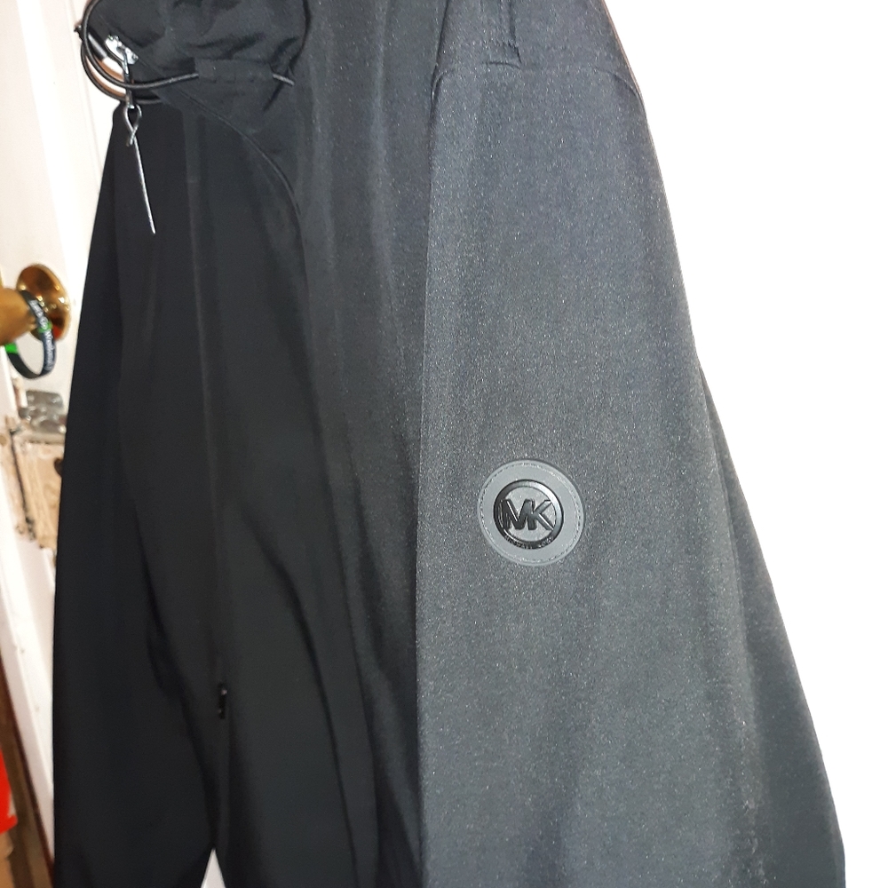 Coat - Picture 2 of 7